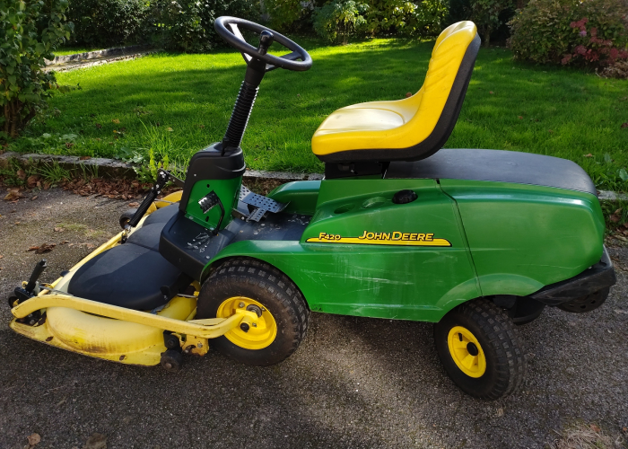 Frontale John Deere F420